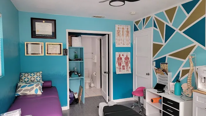 SynneK Chiropractic Care Picture 3