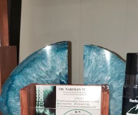Chiropractor Encino: Dr. Nariman M. Gabay Dynamic Med