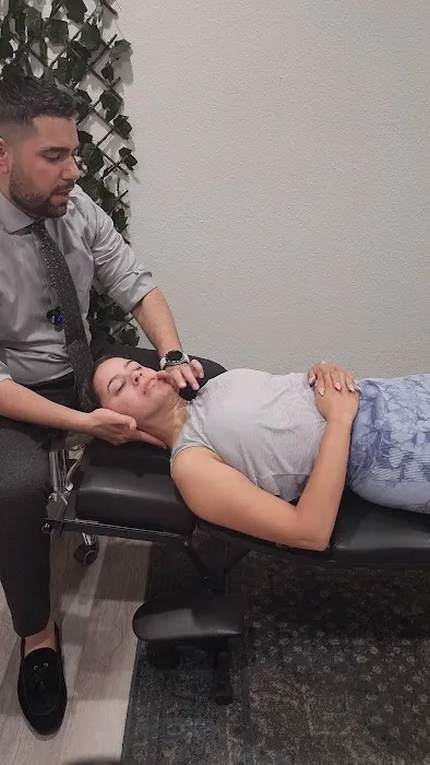 Chiropractor Encino: Dr. Nariman M. Gabay Dynamic Med Picture 9