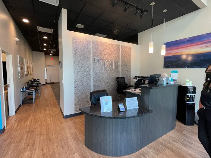 The Joint Chiropractic Picture 6