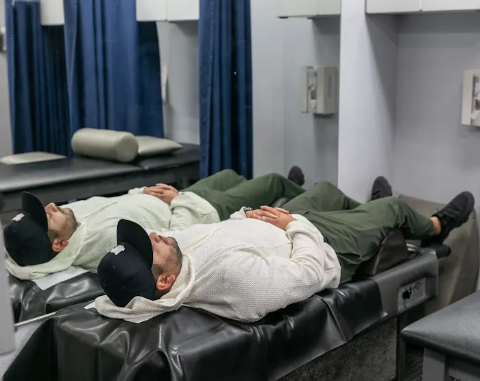 Advantage Health & Rehab. Fernando Rey, DC Picture 5