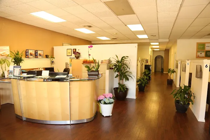 AllCare Chiropractic Center Picture 3