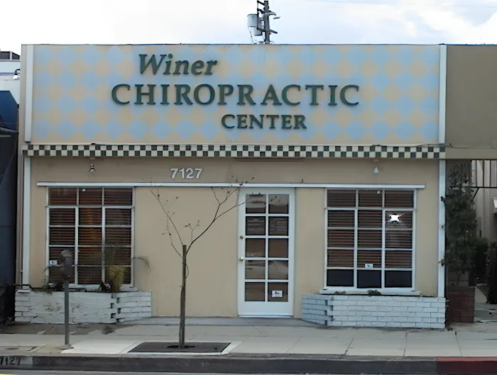 Winer Chiropractic Center of Canoga Park Picture 2