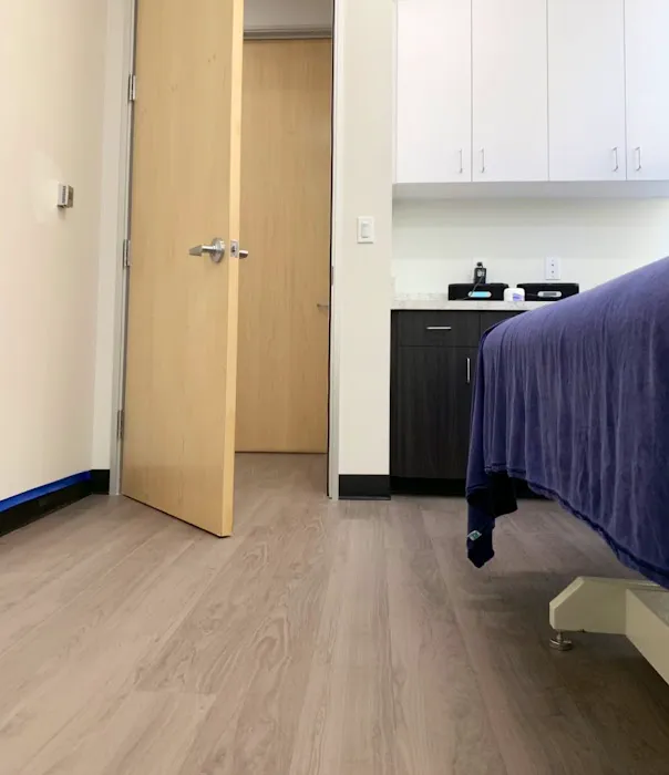 Elite Sports Medicine - Woodland Hills Picture 9