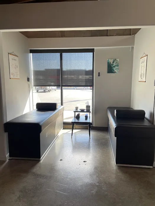 Compass Chiropractic & Acupuncture Picture 4