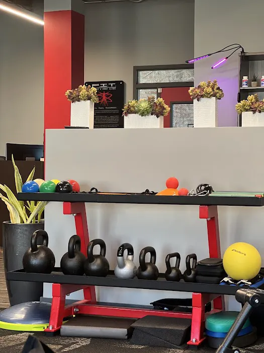 F.I.T. Muscle & Joint Clinic Crossroads District (Chiropractic) Picture 6
