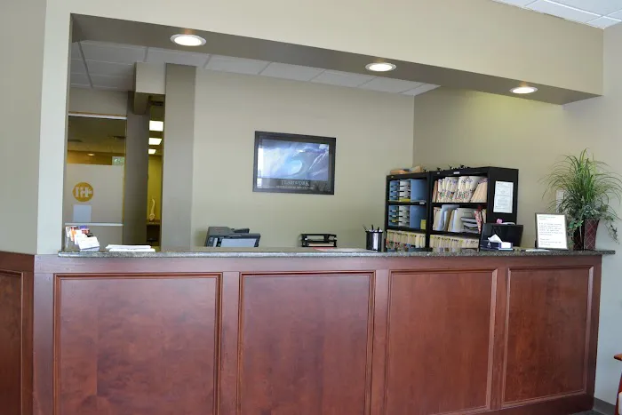 Inner Health Chiropractic - E Broad Picture 5