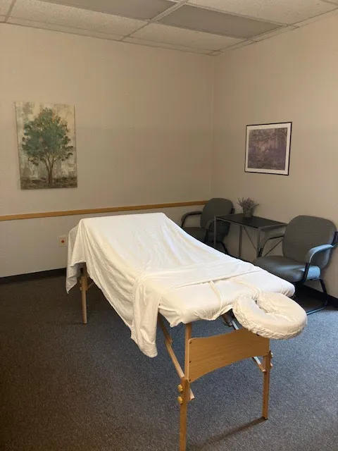 Alliance Chiropractic Center and Acupuncture Picture 1