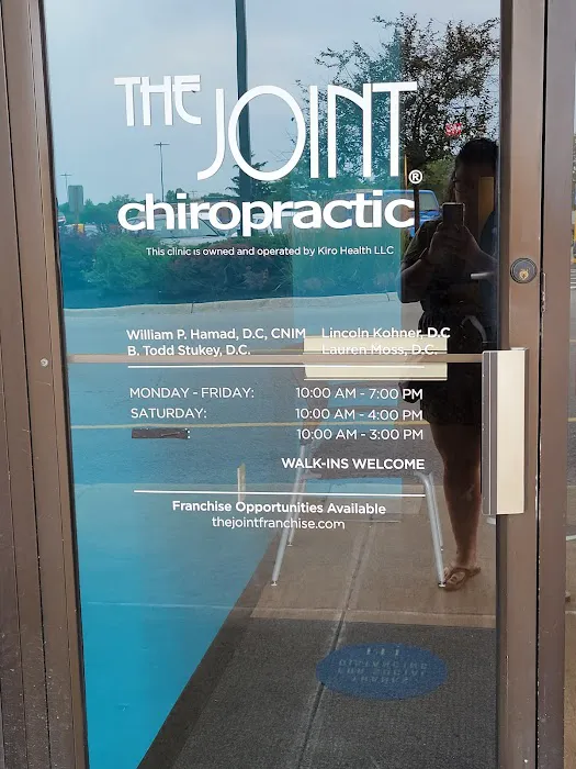 The Joint Chiropractic Picture 5