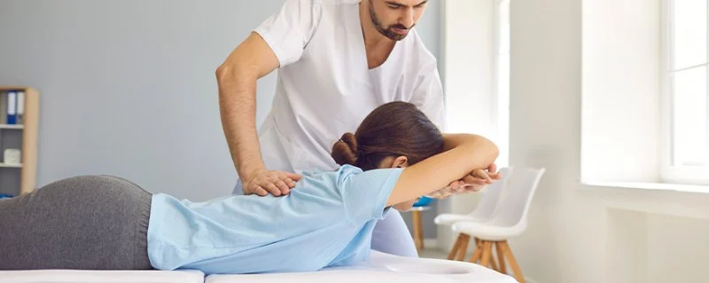 How Chiropractic Adjustments Can Improve Health – A Complete Guide