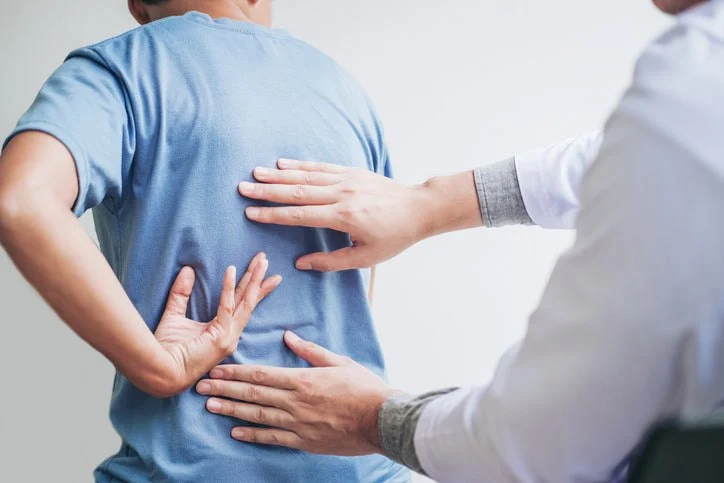 The Science Behind Chiropractic and Lower Back Pain Relief - Effective Tips for Relief
