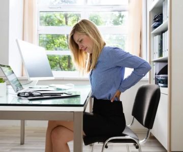 10 Things You Should Know About Desk Job Posture Problems