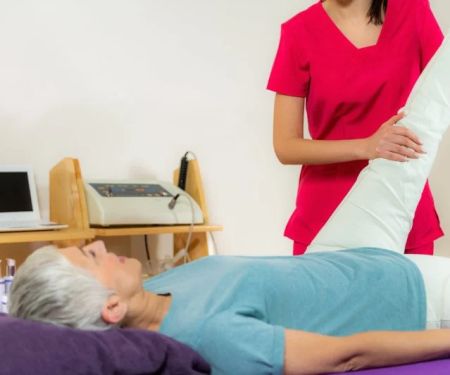 Chiropractic vs Physical Therapy: Expert Advice You Can Start Using Today
