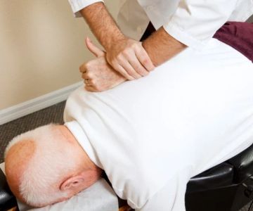 How to Relieve Chiropractic for Seniors Without Medication – Chiropractor Approved