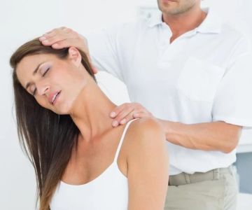 Best Chiropractic Treatments for Chiropractic Side Effects According to Experts