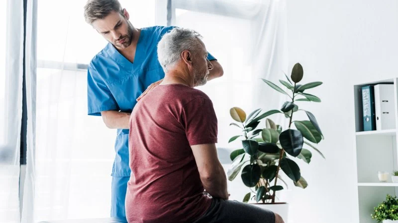 How Chiropractic Care Can Improve Your Life: A Guide for Seniors