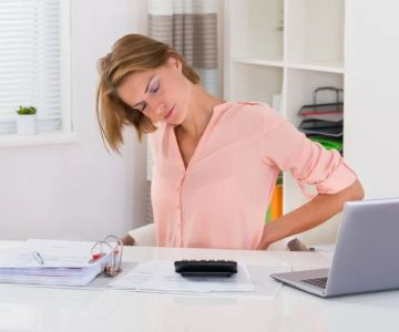 The Truth About Desk Job Posture Problems and What Chiropractors Recommend