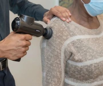 10 Things You Should Know About Frozen Shoulder Relief: Tips & Treatment Options