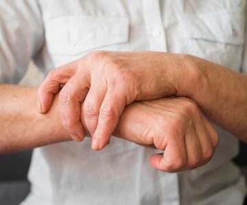 Chiropractic Solutions for Carpal Tunnel Syndrome: Non-Surgical Treatment Options