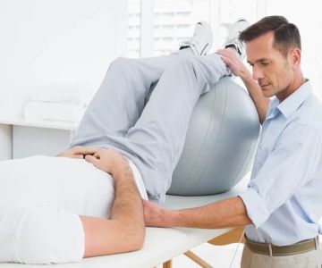 What is the Difference Between a Straight Chiropractor and a Mixer Chiropractor?