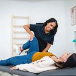 What is the Difference Between a Chiropractor and a Physical Therapist for Herniated Discs