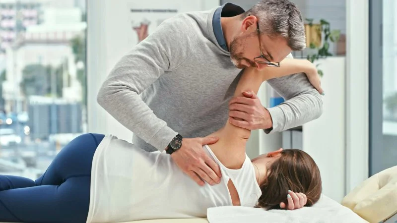 How Much Does a Chiropractor Cost Without Insurance in 2026? Average US Prices Explained
