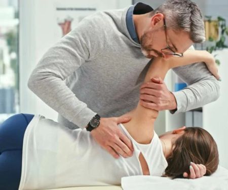 How Much Does a Chiropractor Cost Without Insurance in 2026? Average US Prices Explained