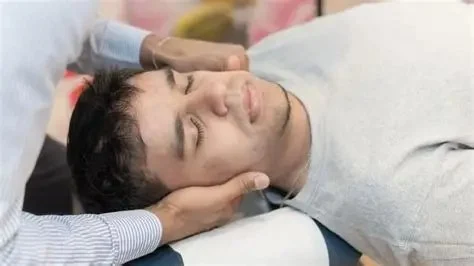 I Tried Chiropractic for My Chronic Insomnia and Started Sleeping Through the Night