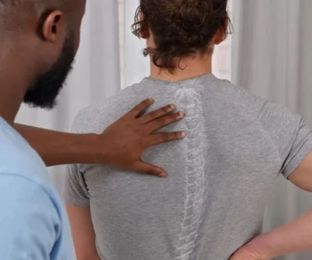 Can a Chiropractor Help with Thoracic Outlet Syndrome in Swimmers?