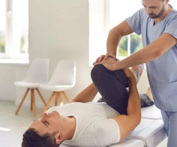 Chiropractic vs Osteopathic Manual Medicine Explained