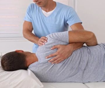 How to Ice and Heat After a Chiropractic Adjustment